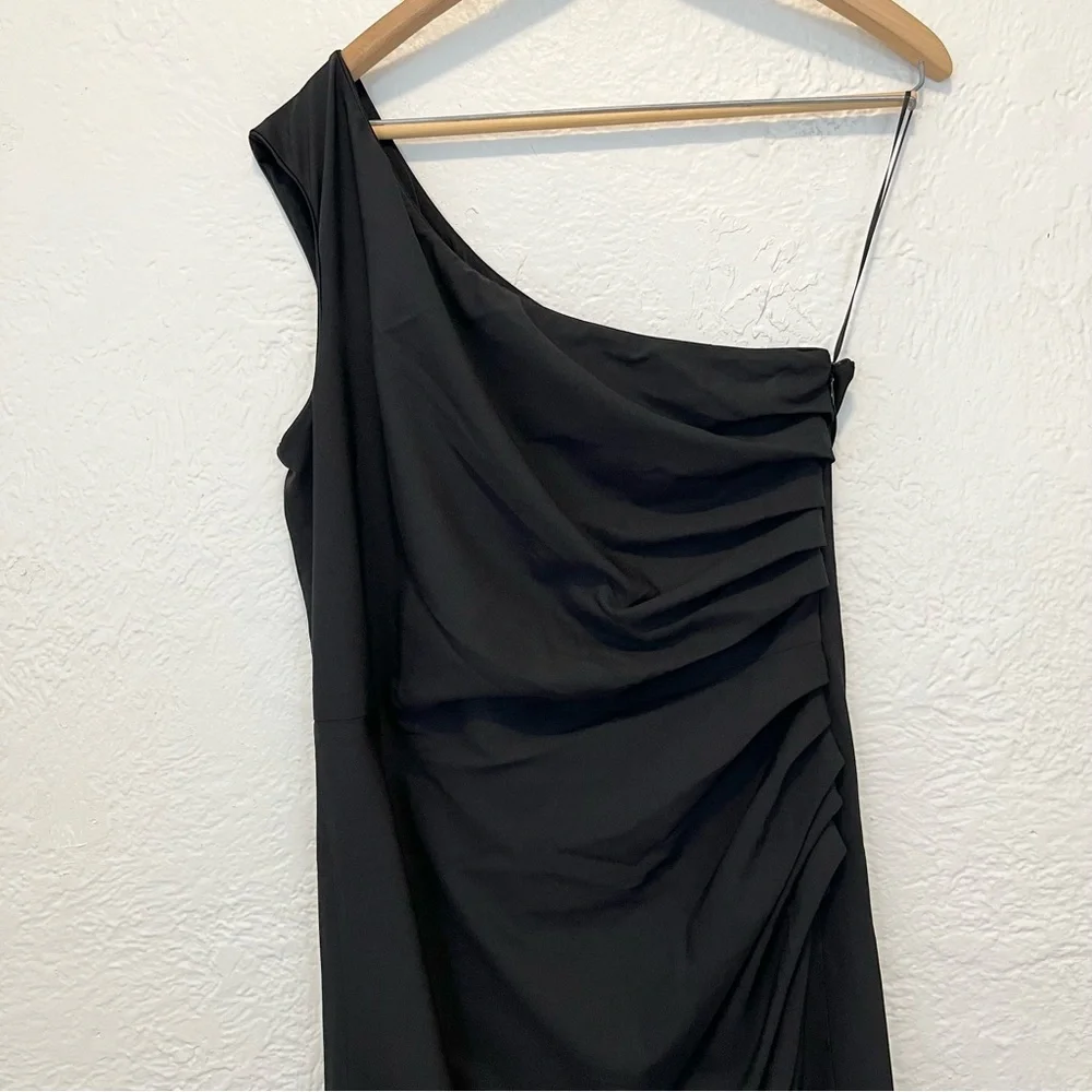 Dress the Population dress population